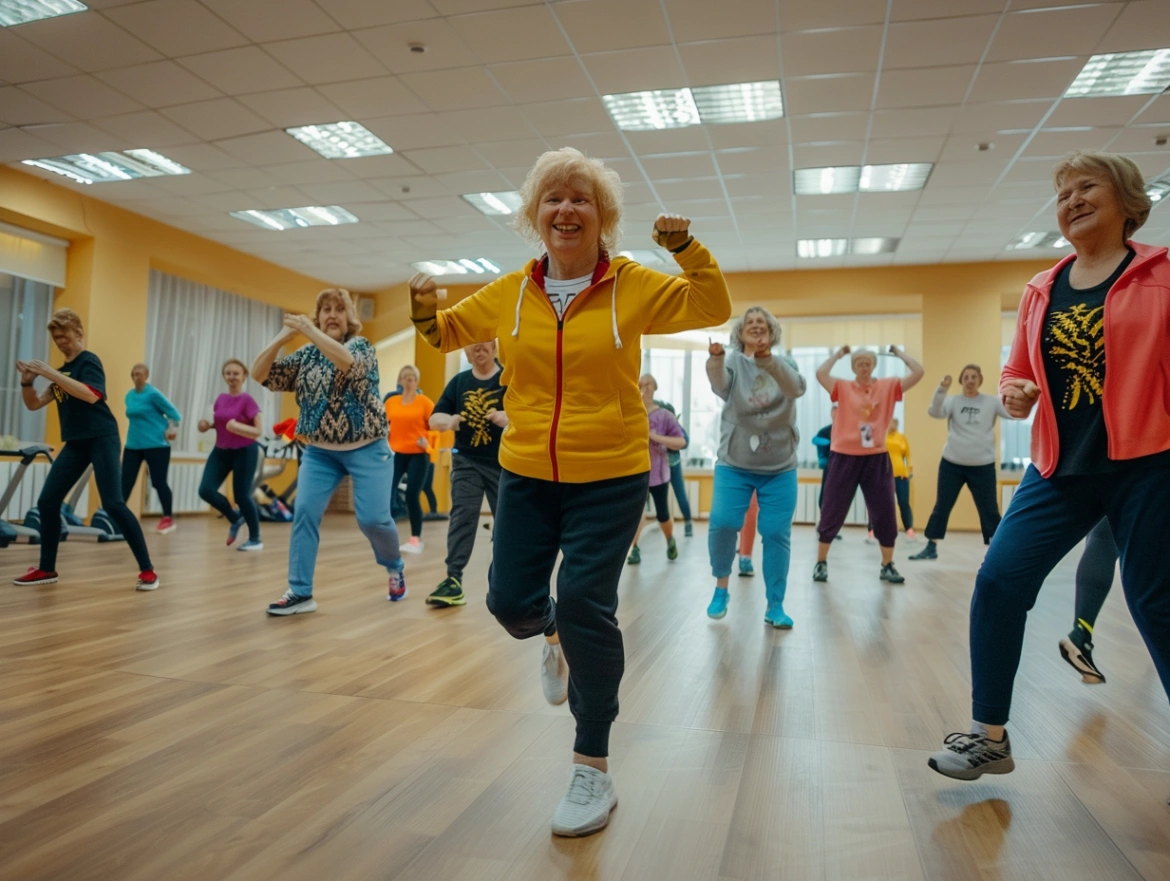 Групові заняття для пенсіонерів під керівництвом тренера